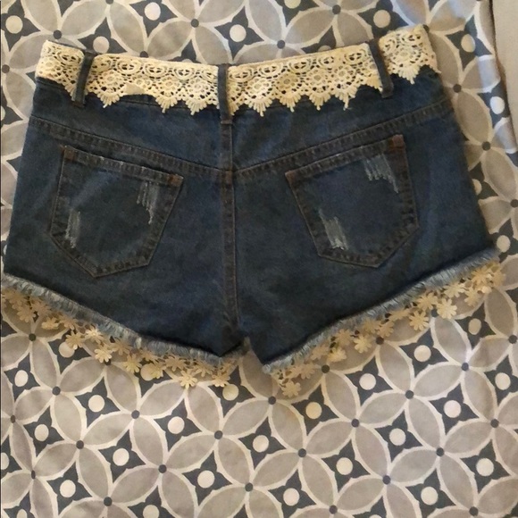 Denim shorts - Picture 2 of 2